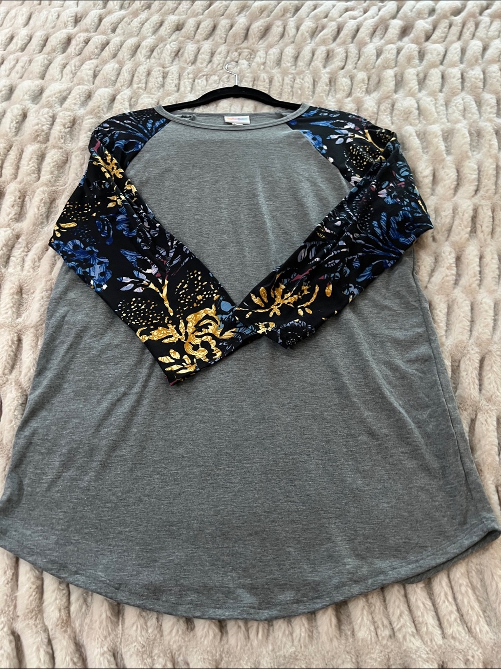 LuLaRoe Gray Raglan Top with Black Floral Print Sleeves